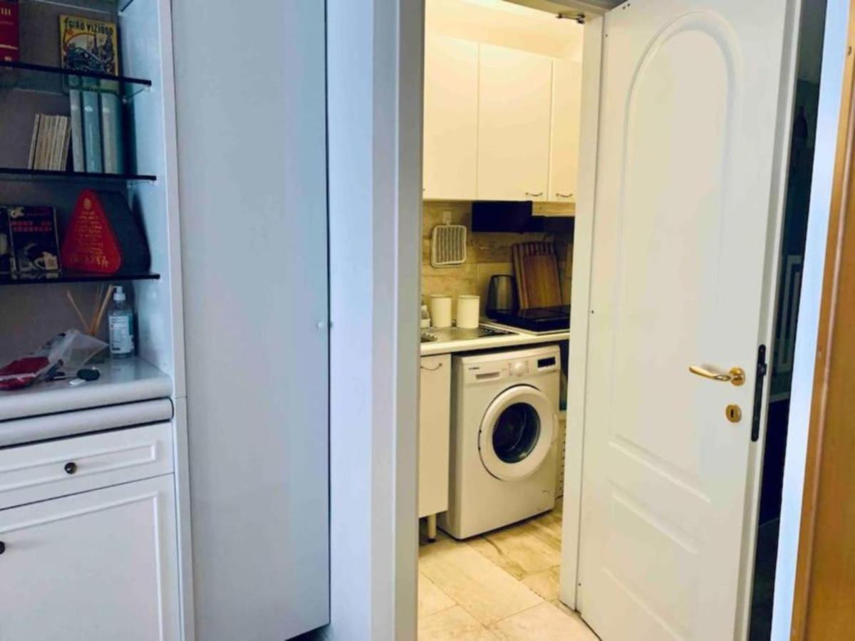 Appartamento Cagliari Centro Con Vista Sul Porto Екстериор снимка